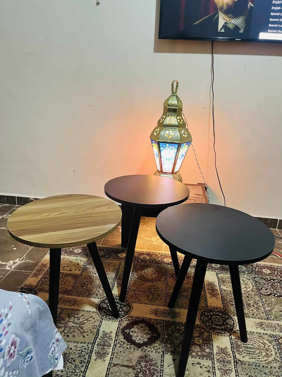 طاولات جانبية متداخلة بتصميم مودرن فاخر