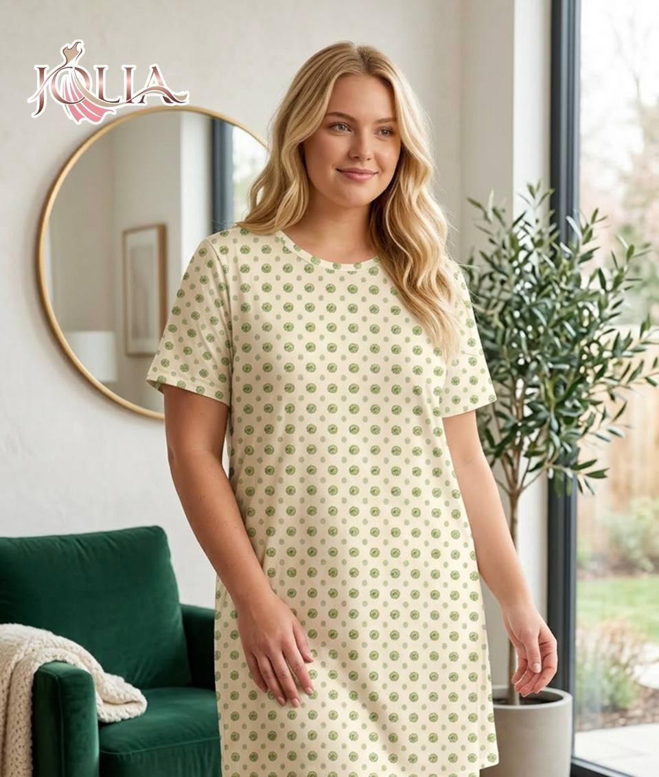 ✨ Découvrez la robe de maison qui allie confort et élégance✨