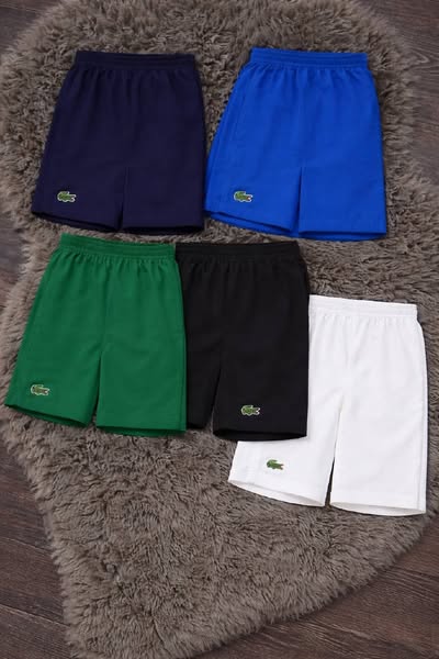 Short LACOSTE Premium ثلاثة غير بثمن 299 درهم